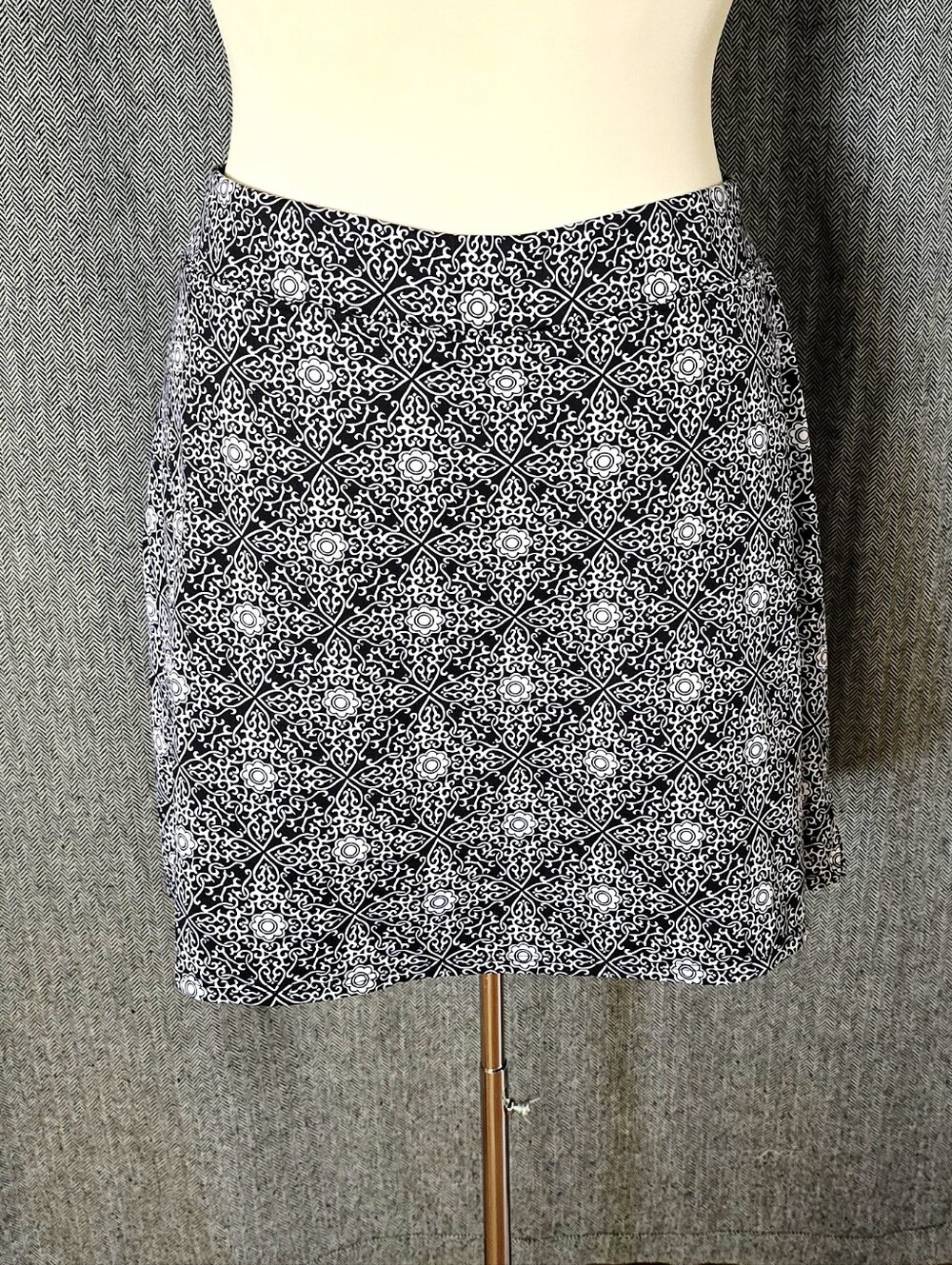Tranquility By Coloado Clothing Womens Golf Or Sportswear Shirt With Shorts